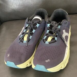On Cloudmonster Running Shoe